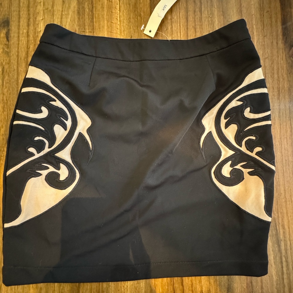 Mustard Seed Black and Cream Mini Pencil Skirt for Night Out
